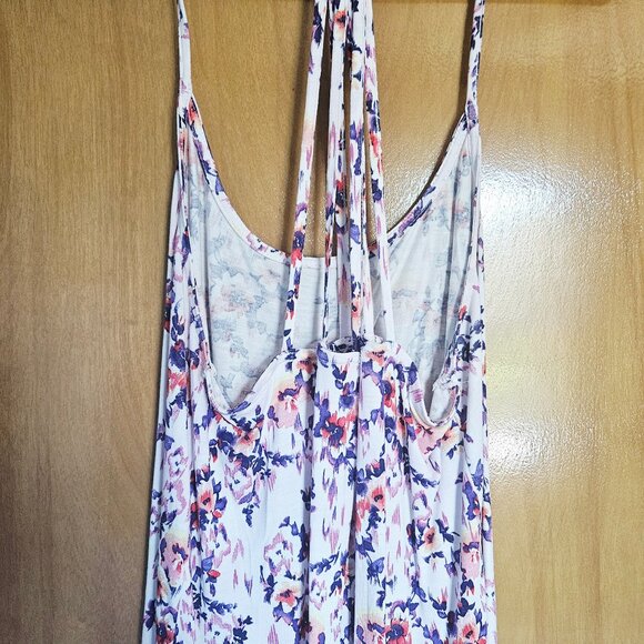 Venus Tank Top - Picture 2 of 4